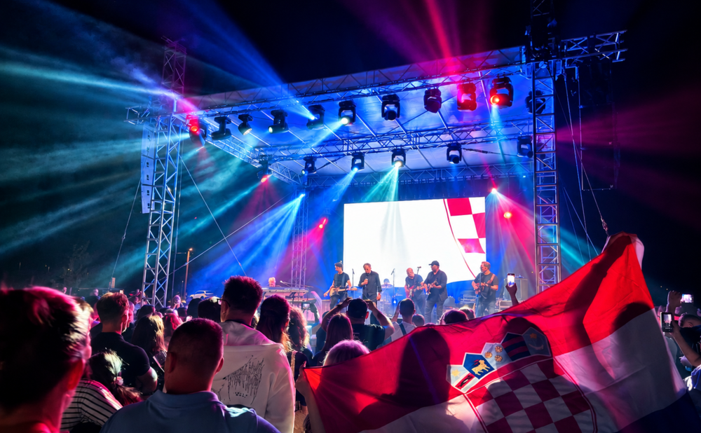 Noćni koncert pod hrvatskom zastavom